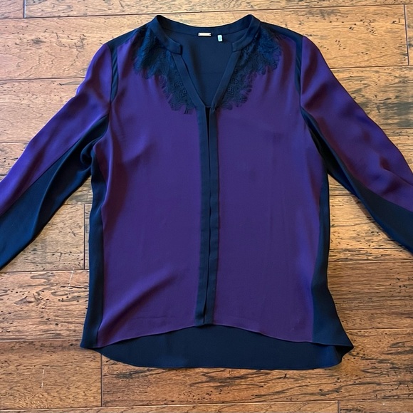 Form fitting size small - Picture 4 of 6